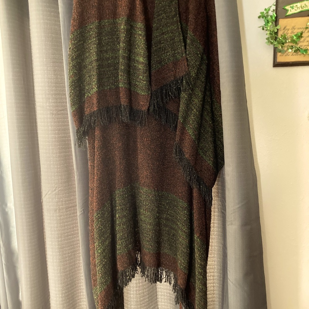 Big shawl